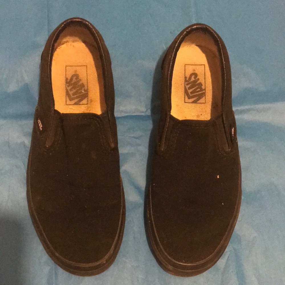 black slip on vans size men 7 woman 8.5